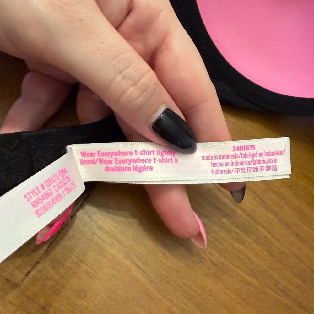 PINK Victoria's Secret Black Bra - Picture 5 of 5